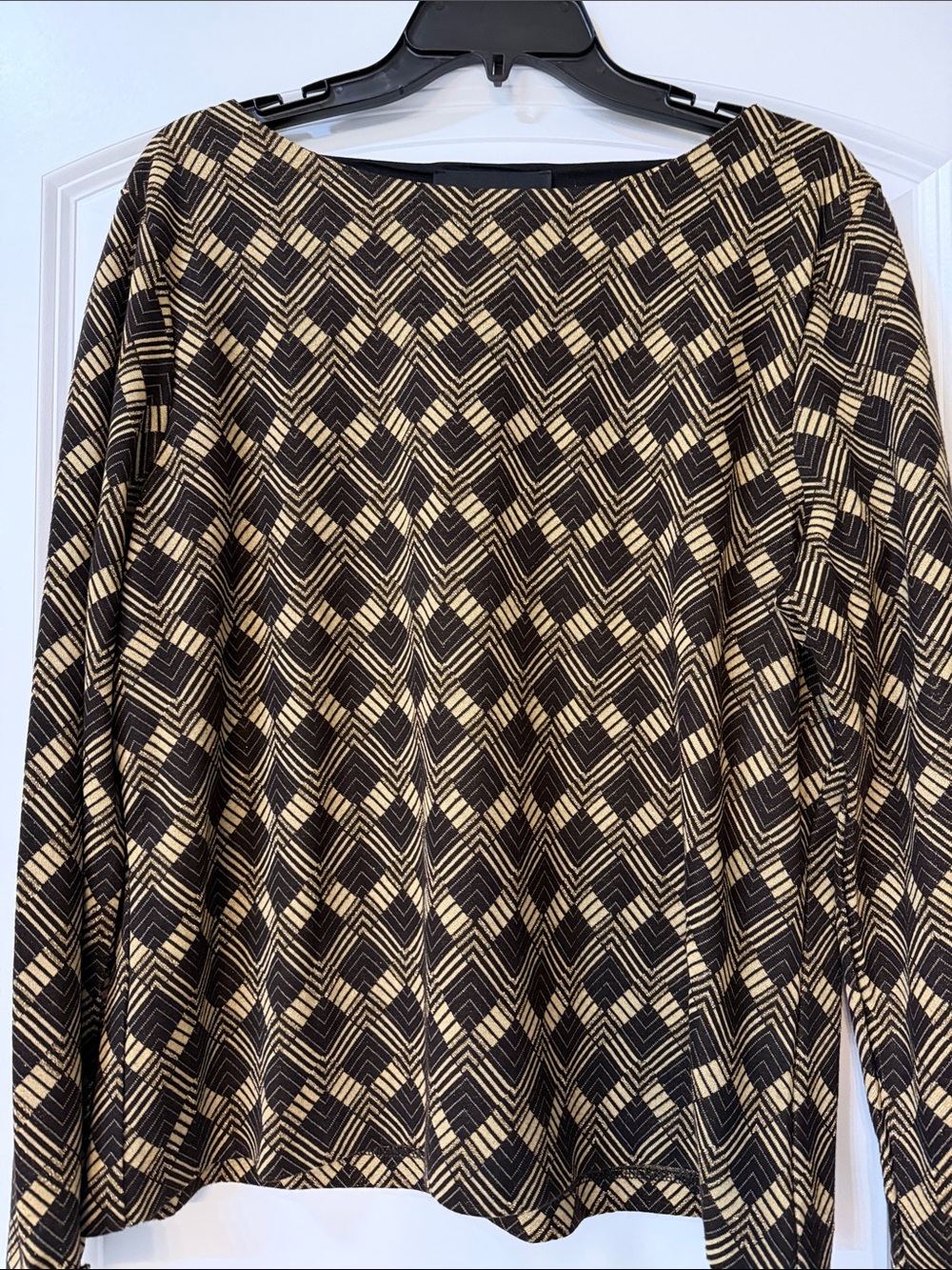 Jones New York Black and Cream Geometric Boatneck Blouse